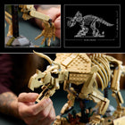 LEGO - Jurassic World Les fossiles de dinosaures : le tricératops-Les options de pose avec des membres mobiles garantissent une exposition en constante évolution