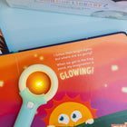 Glo Pals - Bibliothèque lumineuse - La cour arrière des grandes idées de Blair-5