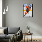 Connor McDavid Edmonton Oilers Skating sur toile - Toile encadree - 22" x 31"-Prêt à accrocher - livré entièrement assemblé