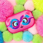 ZIPIT - Étui à crayons sensoriel, trousse organisatrice grande capacité, rose-Durable et bien conçue: Son extérieur robuste aide à protéger les crayons, marqueurs et petits accessoires contre les chocs et l’usure quotidienne du sac à dos