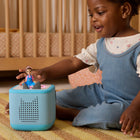 tonies - Ms. Rachel Mon premier coffret Toniebox 2 - bleu ciel-Découvrez la Toniebox 2 - le lecteur audio conçu pour leurs petites mains, propulsé par leurs choix et créé pour les aider à grandir. La nouvelle génération de lecteur audio sans écran pour les enfants de 1 à 9 ans et plus, conçue pour favoriser le jeu autonome et stimuler l’imagination