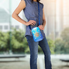 Oscardo - Sac pour téléphone - Medicine Turtle par James Jacko-Design compact et éthique - Fabriqué en cuir synthétique durable dans un format pratique de 13 cm x 20 cm x 4 cm, avec des redevances versées à l’artiste ou à sa succession pour chaque achat.