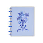 The Happy Planner - Planificateur daté grand format 2026–2027 à reliure à disques - 11-1/2 po x 10-1/4 po - Bleus champêtres-La disposition Tableau de bord en grand format, avec sa conception côte à côte, vous permet de visualiser vos priorités en un coup d’œil
