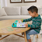 VTech - Mon ardoise interactive Apprenti-écriture - Anglais-Découvrez comment dessiner 26 objets et animaux ou faites preuve de créativité et réalisez des chefs-d'œuvre à l'aide de huit pochoirs et de trois tampons