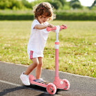 Qaba - Trottinette pour tout-petits à 3 roues avec hauteur réglable à 3 niveaux, frein sur garde-boue arrière, lumière LED - rose-La conception à glissement fluide améliore le plaisir et la stabilité sur le trottoir en ciment 