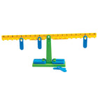 Balance mathématique pour étudiants Learning Advantage, 3 jeux -Équipez toute la classe avec cette version de la balance mathématique de la taille d'un élève (14" x 5")