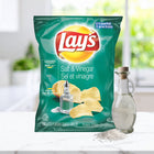 Lay’s - Croustilles Assaisonnees Sel et vinaigre - 40 g - paquet de 40-Faites avec des pommes de terre canadiennes