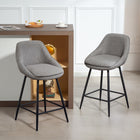 HOMCOM - Tabourets de bar pivotants hauteur comptoir 26 po - gris foncé - paquet de 2-Présente un design intégré chic, ajoutant une touche d’élégance moderne 
