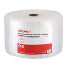 Rouleau d’emballage à bulles Staples de qualité supérieure, 12 po x 100 pi, bulles de 5/16 po, transparent-Le rouleau de papier bulle de 12 po x 100 pi offre une protection matelassée suffisante pour vos objets fragiles et de valeur.