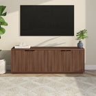 Hudson&Canal - Meuble TV Mansfield pour téléviseurs jusqu'à 78" - Noyer satiné-Fabriqué à partir de matériaux robustes en MDF et PVC avec une finition en noyer satiné fabriquée à la main