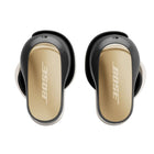 Bose - Silencieux Comfort Ultra True Écouteurs sans fil à réduction de bruit 2e génération, Or du désert-Faites-vous entendre fort et clairement grâce à la meilleure qualité d’appel de Bose. Notre technologie SpeechClarity utilise des micros antibruit pour filtrer les sons de fond et le vent pour se concentrer sur votre voix.