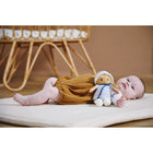 Kaloo - Poupée Tendresse Eli, taille moyenne-Lavable en machine, livré dans un coffret cadeau.