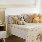 Qaba - Cadre de lit pour filles et garçons, mobilier de chambre - blanc-Sa taille compacte est une excellente solution gain de place pour les petites pièces
