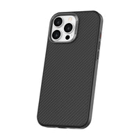TUFF8 - iPhone 16 Pro -  Slim Carbon Case-Look épuré en fibre de carbone : Un design moderne en fibre de carbone pour un aspect high-tech.