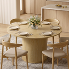 HOMCOM - Table à manger ronde 47 po avec base à pied cannelé pour 4-6 personnes - bois naturel-La forme ronde permet de gagner de l’espace et améliore la sécurité grâce à l’absence de coins pointus 