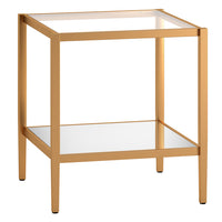 Hudson&Canal - Table d'appoint carrée Hera 50 cm de large avec étagère miroir - Laiton-Un design contemporain moderne pour votre salon, votre chambre et plus encore