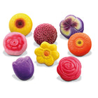 Yellow Door - Pierres de jeu sensorielles - Fleurs, lot de 8-Fabriqués à partir d'un mélange de pierres unique, ils sont suffisamment robustes pour être utilisés à l'extérieur et sont parfaits pour les jeux de cuisine en boue et les promenades dans la nature.