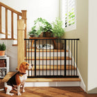PawHut - Barrière de Sécurité pour Chien Pression Métal Clôture 29,9'' H - Noir-Porte extra-large de la barrière pour chiot à l'intérieur, facile à traverser grâce à une utilisation rapide