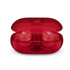 Beats - Solo Buds True - Rouge transparent-Emballage : l'emballage des Beats Solo Buds est fabriqué à partir de matériaux 100 % végétaux provenant de fibres recyclées et/ou de forêts durables
