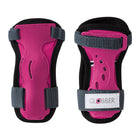 Globber - Équipements de protection - Taille XS - Rose Foncé-Genouillères : 3,5 po l x 1,5 po P x 5,25 po L; Protège-poignets : 3 po l x 1 po P x 6,25 po L; Coudières : 2,25 po l x 1,5 po P x 4,5 po L