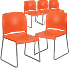 Chaise empilable orange profilée HERCULES d’une capacité de 880 lb à dossier complet avec base traîneau enduite de poudre grise-Ensemble de 5 chaises empilables polyvalentes