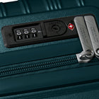 American Tourister - Surftime Valise de Cabine Spinner - sarcelle métallique-Un espace de rangement surdimensionné se divise en deux grands compartiments séparés offrant une expérience de rangement personnalisée.