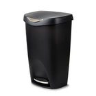 Umbra - Brim Poubelle à pédale - 50 litres - noir et nickel-La poubelle Brim est une version améliorée de votre poubelle à pédale, elle se distingue par son raffinement