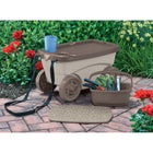 Suncast - Scooter de jardin – Taupe avec couvercle moka-Capacité maximale de charge : 225 lb.