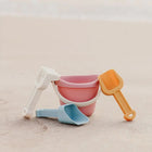 Miniland - Ensemble de sable pour bébé ECO - Couleurs pastel - 4 pièces par ensemble - 2 ensembles-Contenu : 1 seau pour bébé, 1 pelle pour bébé, 1 râteau pour bébé et 1 pelle pour bébé
