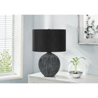 Monarch Specialties - Luminaire - 23 po H Lampe De Table - Céramique Noire - Abat-Jour Noir - Contemporain-Linterrupteur rotatif à 3 voies contient une seule ampoule d'une puissance maximale de 100w/120v (non inclus), ce qui vous permet de personnaliser l'éclairage et de créer l'ambiance parfaite dans votre espace