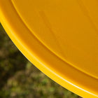 Outsunny - Ensemble pliant de table de pique-nique et chaises pour enfants motif extérieur jardin terrasse arrière-cour avec parasol - jaune-Couleur : Jaune  
