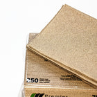 Premier - Serviette Interfold essentielle estampée 2 épaisseurs - 7.87 po x 6.5 po - Kraft - Paquet de 24-Idéal pour les restaurants-minute, les cafétérias et les cuisines de bureaux