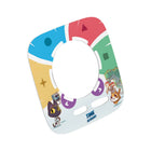 tonies - Tonieplay : Time Academy (Anglais)-COMMENT ÇA MARCHE : Choisissez un jeu Tonieplay, Placez le disque Tonieplay sur la Toniebox 2 et pressez une oreille pour l’activer, Placez la manette Tonieplay au milieu de l’anneau lumineux, Appuyez sur le bouton « Lecture » de la manette et préparez-vous à jouer!