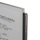 reMarkable - Pack tablette Paper Pro avec Marker Plus et étui portefeuille - Basalte-Contrairement à la plupart des ordinateurs portables et des téléphones, reMarkable Paper Pro dispose d'un écran à faible éblouissement qui reflète la lumière naturelle