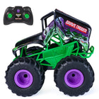 Monster Jam - Voiture télécommandée Grave Digger Smash & Bash-Mode Smash interactif : Le monster truck se transforme à l'impact, passant à l'état « accidenté » après s'être écrasé contre les murs et les obstacles, et exécute des pirouettes, des chutes et des cascades avec facilité