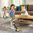VTech - Lumi aspirateur interactif - Anglais-Mettez-le en marche! Appuyez sur le bouton orange pour faire tournoyer les lumières et bouger les petits pieds
