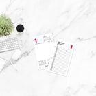 AT-A-GLANCE – Recharge de calendrier de bureau quotidien 2027 2 pages par jour – 6 po H x 3 1/2 po l – bilingue-Deux pages par jour en semaine avec beaucoup d'espace sur le côté gauche pour les notes, une page par jour pour les week-ends