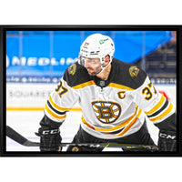 Patrice Bergeron Boston Bruins Face-Off sur toile - Toile encadree - 31" x 22"-Impression sur toile de qualité supérieure avec bordures enveloppées