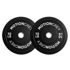 MotionGrey - Disques de musculation standard - Disques olympiques pour barre d’entraînement de force - 10 lb - Noir - Lot de 2-Plaques avec revêtement en caoutchouc durable : Revêtement épais qui réduit le bruit, protège le sol et assure une durabilité à long terme