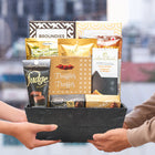 Peter & Paul’s Gifts - Panier-cadeau gourmand-Fudge Laura Secord