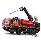LEGO - City Fire Le camion de pompiers de l'aéroport-Un cadeau amusant pour un anniversaire ou toute autre occasion à offrir aux garçons et aux filles de 7 ans et plus, ainsi qu’aux amateurs de camions