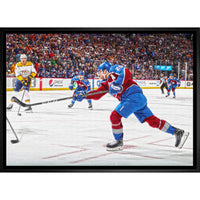 Nathan MacKinnon Colorado Avalanche 20x29Shooting sur toile - Toile encadree - 31" x 22"-Impression sur toile de qualité supérieure avec bordures enveloppées