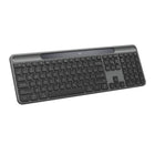 Logitech - Signature Slim Solar+ K980, clavier sans fil - Graphite-Toujours alimenté : un clavier sans fil de taille standard avec une saisie instantanée et ininterrompue sous n’importe quelle source lumineuse, solaire ou artificielle , même par temps sombre ou pluvieux