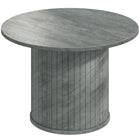 HOMCOM - Table basse ronde avec base à colonnes à lattes - gris-Le design à colonnes à lattes avec une finition gris ciment apporte un style contemporain et épuré tout en assurant une stabilité robuste