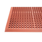 Edgewood - Tapis Série Competitor Anti-Fatigue à Surface Ouverte, Résistant Aux Graisses, Pour Usage Intensif - 3 pi l x 5 pi L x 7/8 po P - Orange Brulé-Surface perforée pour l'évacuation de l'eau
