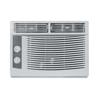 Danby - Climatiseur de fenêtre 5 000 BTU - Blanc-Le climatiseur de fenêtre de 5 000 BTU refroidit rapidement les espaces jusqu'à 150 pieds carrés.