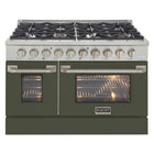 Kucht - 48 po Série KDF Cuisinière Pro Style à double combustible - Acier inoxydable/Vert olive-Cuisinez et pâtissez comme un professionnel grâce à deux fours séparés avec grandes fenêtres de four : le four principal en porcelaine bleue robuste offre 4,2 pi³ de capacité, tandis que le four latéral additionnel dispose de 2,5 pi³
