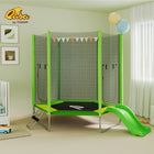 Qaba - Trampoline pour tout-petits 85 po avec toboggan, échelle et enceinte de sécurité, pour garçons et filles 3+ ans - vert-Filet de sécurité en PE de 65 po (165 cm) de haut et épaisse protection pour éviter les accidents 