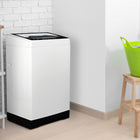 BLACK+DECKER - Petite machine à laver portative de 1,7 pi³-Lavage jusqu'à 11 lb : Lavage jusqu'à 11 lb. de linge à la fois avec cette laveuse portative BLACK+DECKER de qualité supérieure. Notre laveuse portative (51,8 x 52,9 x 93,5 cm) propose 6 cycles : Normal, Intensif, Délicat, Rapide, Encombrant et Essorage seul.