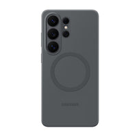 Samsung - Coque magnétique silicone noire pour Galaxy S26 Ultra-Sa texture douce assure une prise en main confortable et sa finition durable résiste à l'usure. La coque magnétique en silicone offre un équilibre parfait entre confort, protection et simplicité